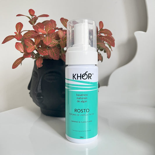 Espuma de Limpeza Facial Regeneradora Clareadora KHOR 150 ml