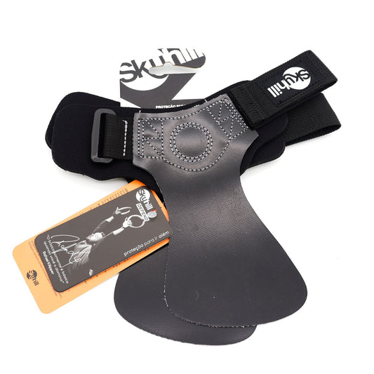 Kit Hand Grip Skyhill CF e Corda de Pular Speed Pro com Rolamento